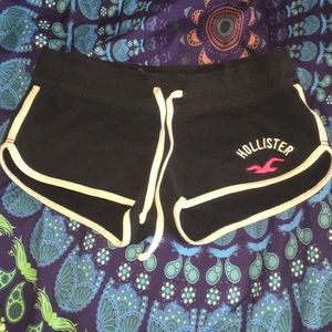 Comfy Hollister lounge shorts 🐼🌊🌬